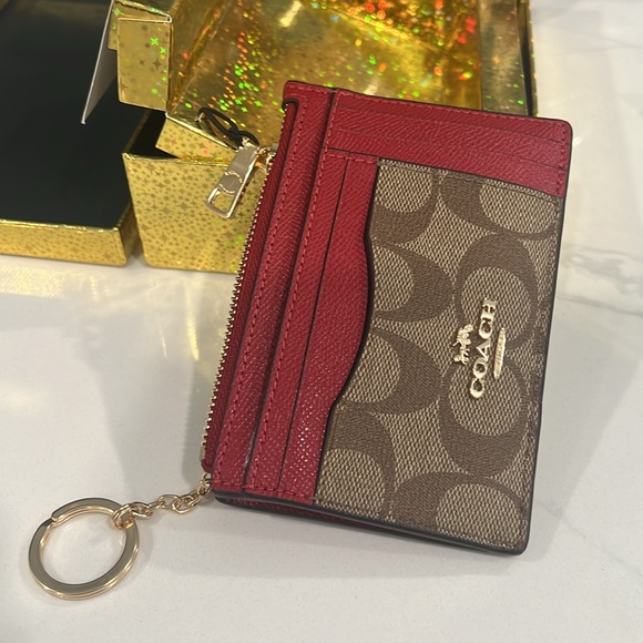 ❤️Cute. COACH Keychain Card Holder. - Picture 10 of 16